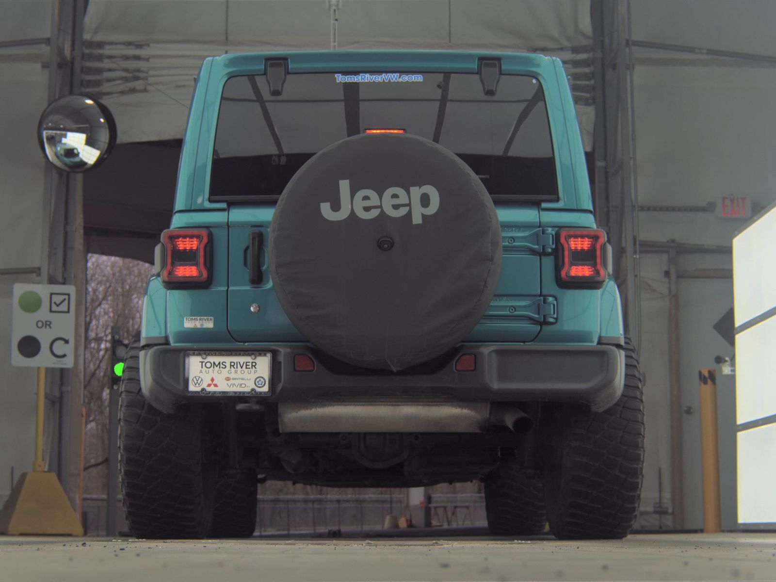 JEEP UNLIMITED SAHARA - 8