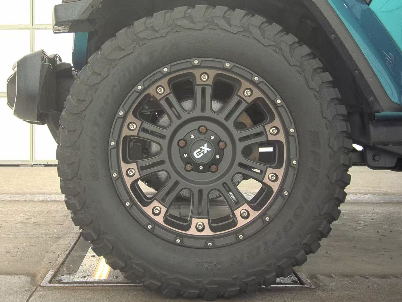 JEEP UNLIMITED SAHARA - 10