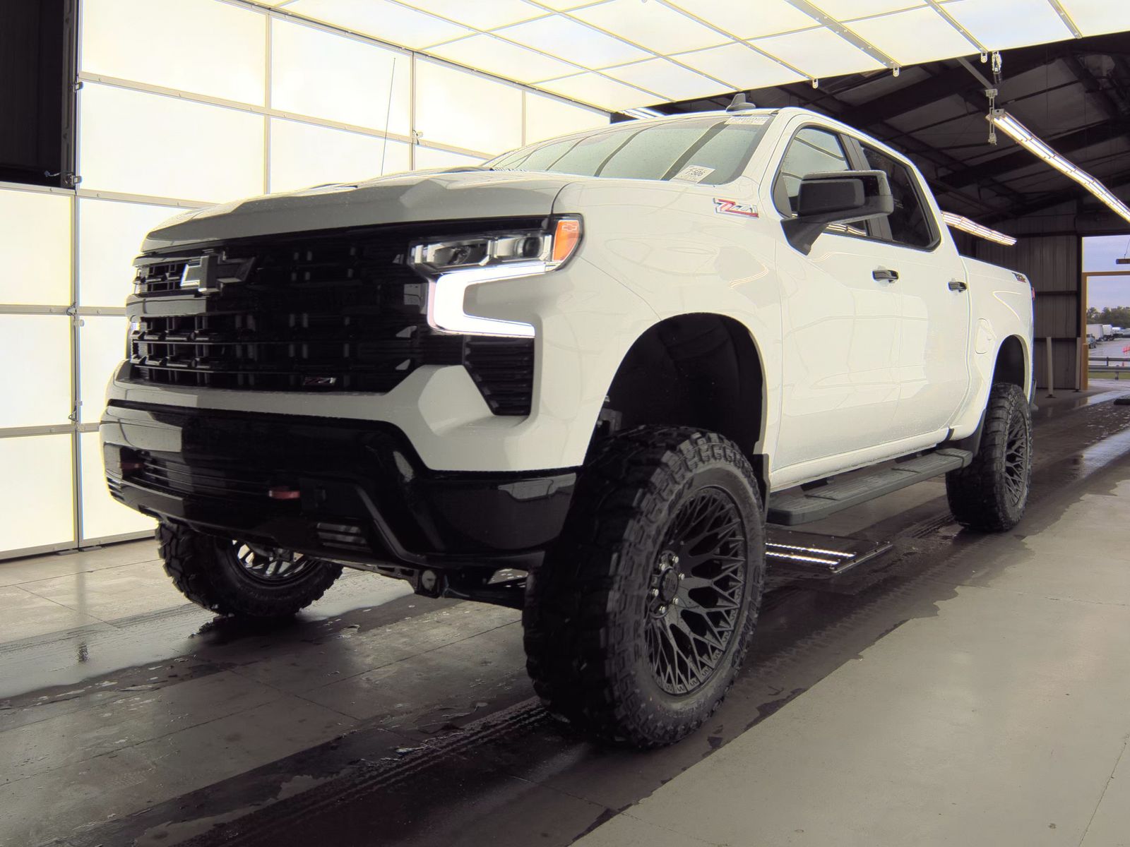 CHEVROLET LT TRL BOS - 1