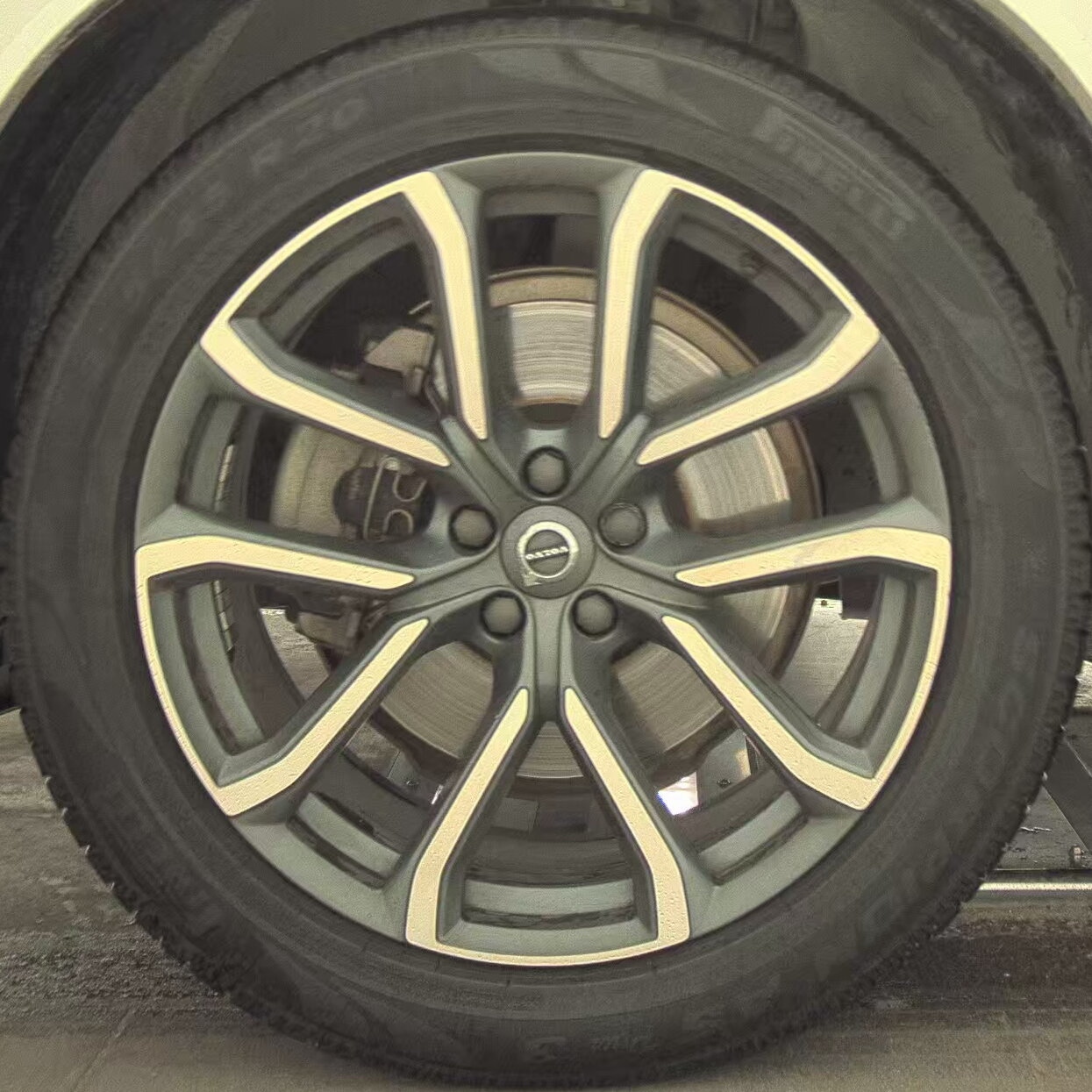 2019 Volvo XC90 T6 Momentum AWD