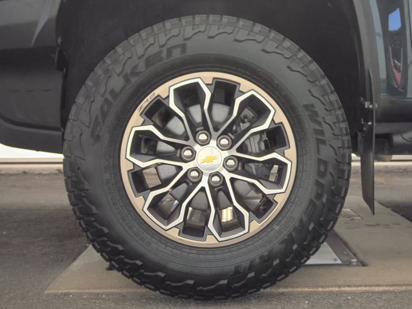 CHEVROLET 4WD ZR2 - 10