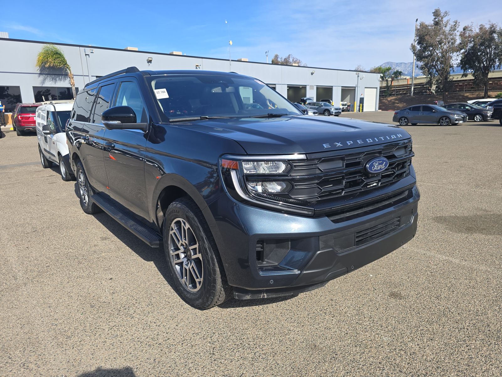 FORD EXPEDITION MAX - 4