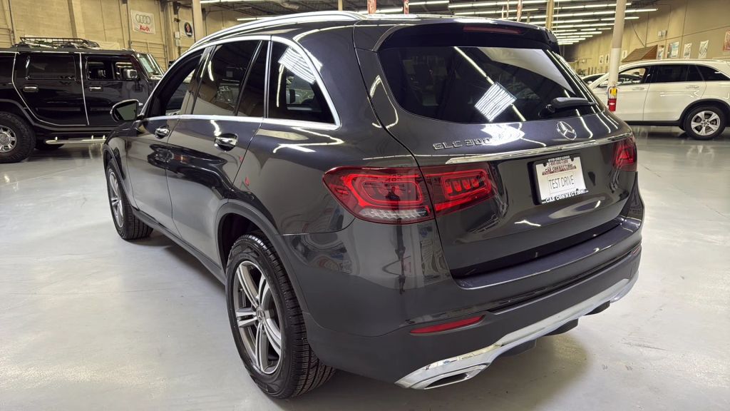 MERCEDES-BENZ GLC - 9