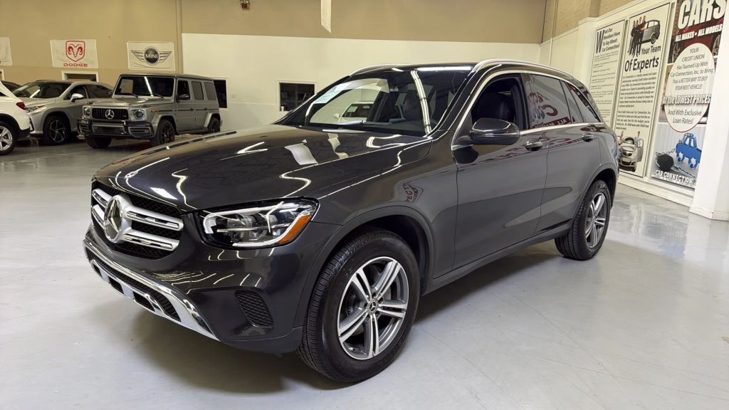 MERCEDES-BENZ GLC - 7