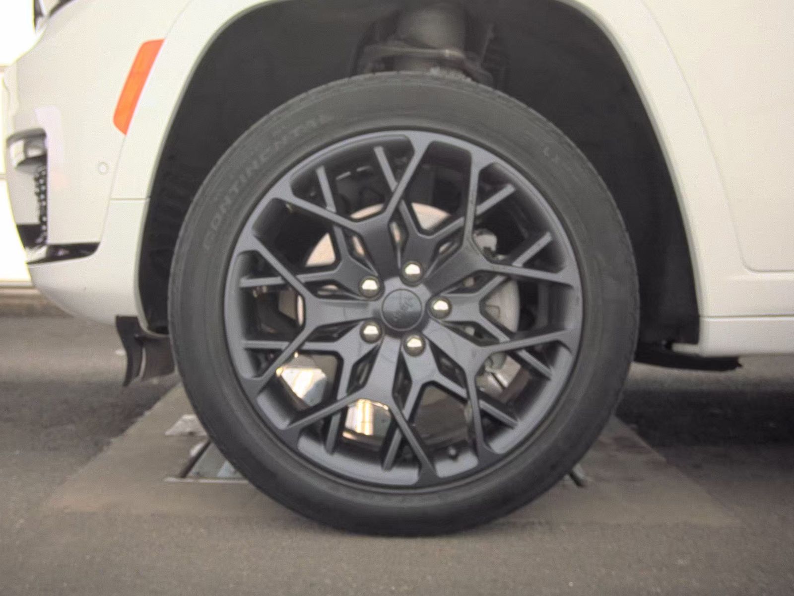 JEEP GRAND CHEROKEE - 10