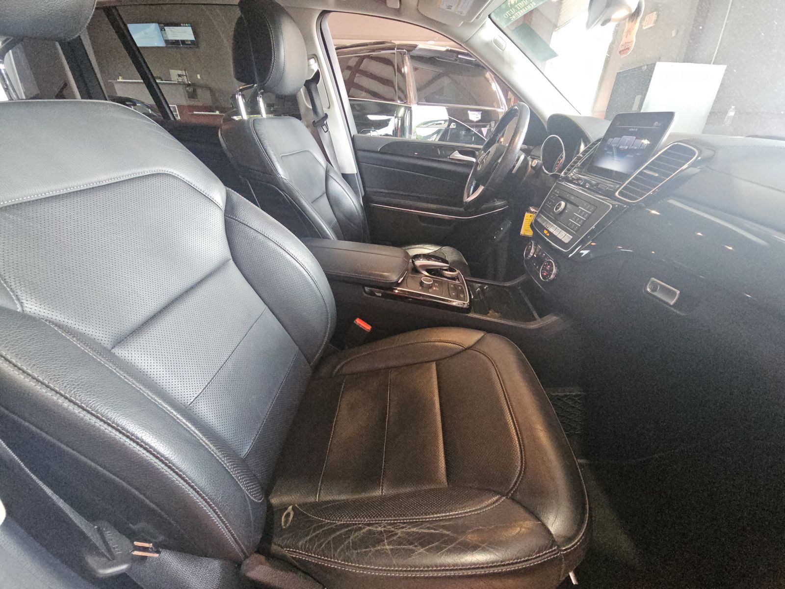 MERCEDES-BENZ GLS-CLASS - 9