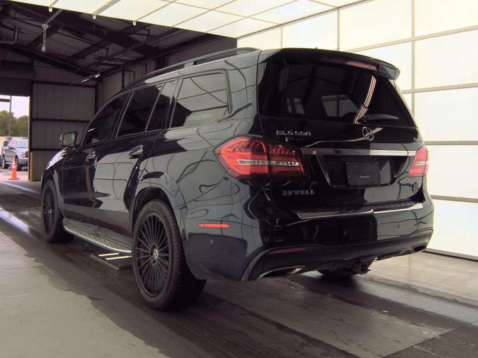 MERCEDES-BENZ GLS - 9