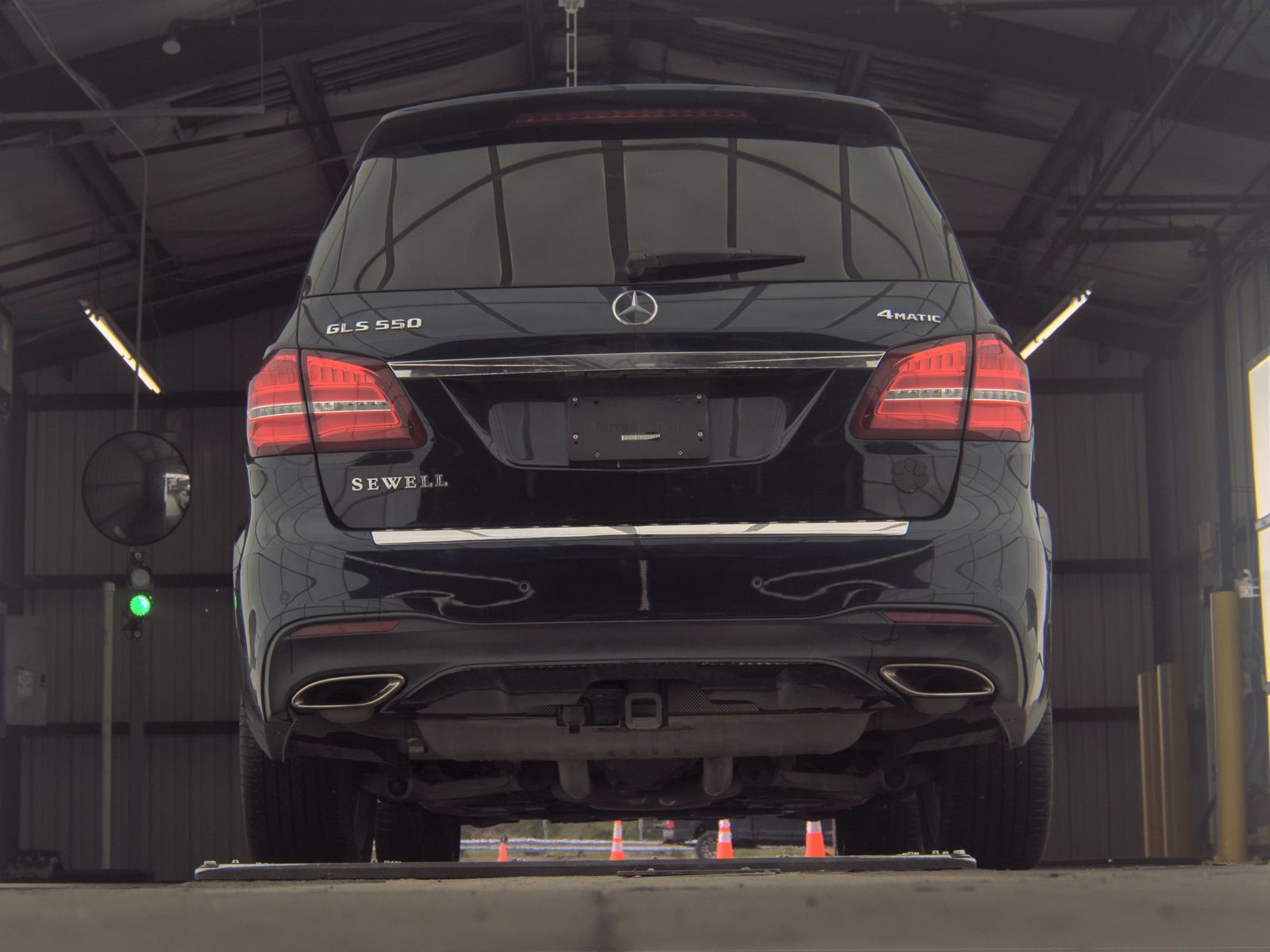 MERCEDES-BENZ GLS - 8