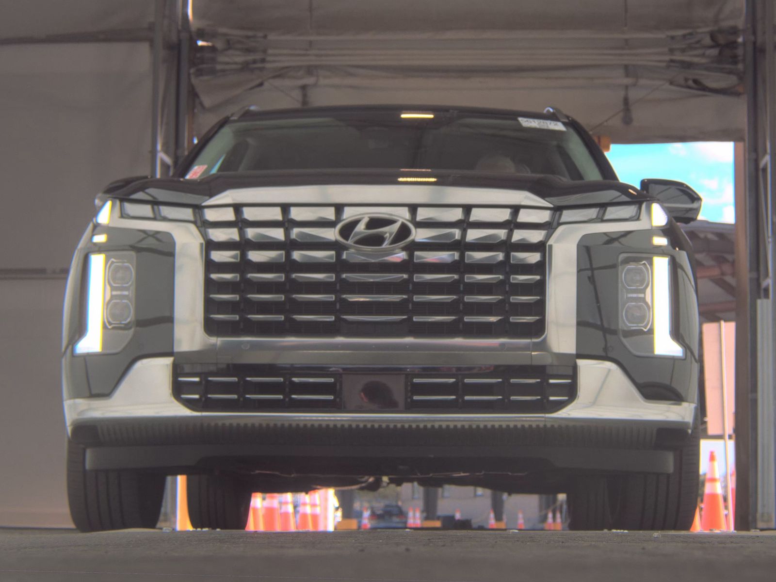 HYUNDAI CALLIGRAPH - 4