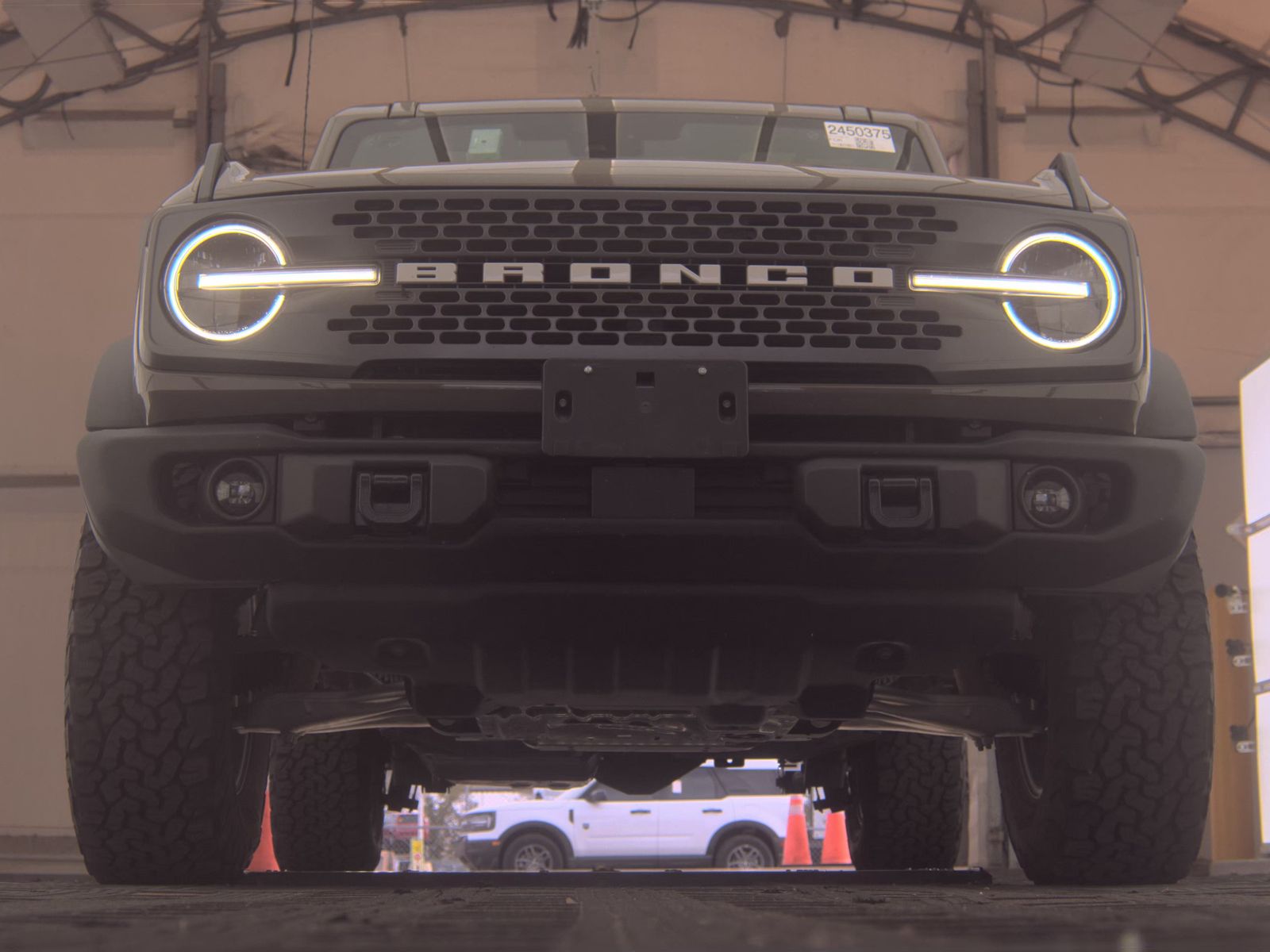 FORD BRONCO - 4