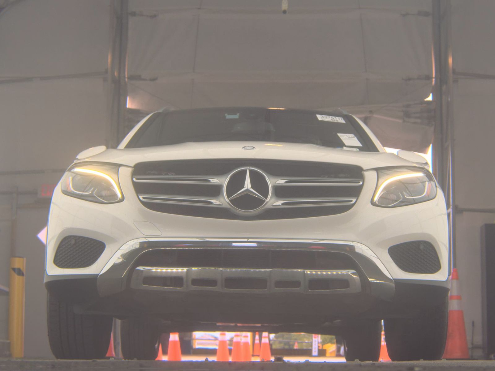 MERCEDES-BENZ GLC - 4