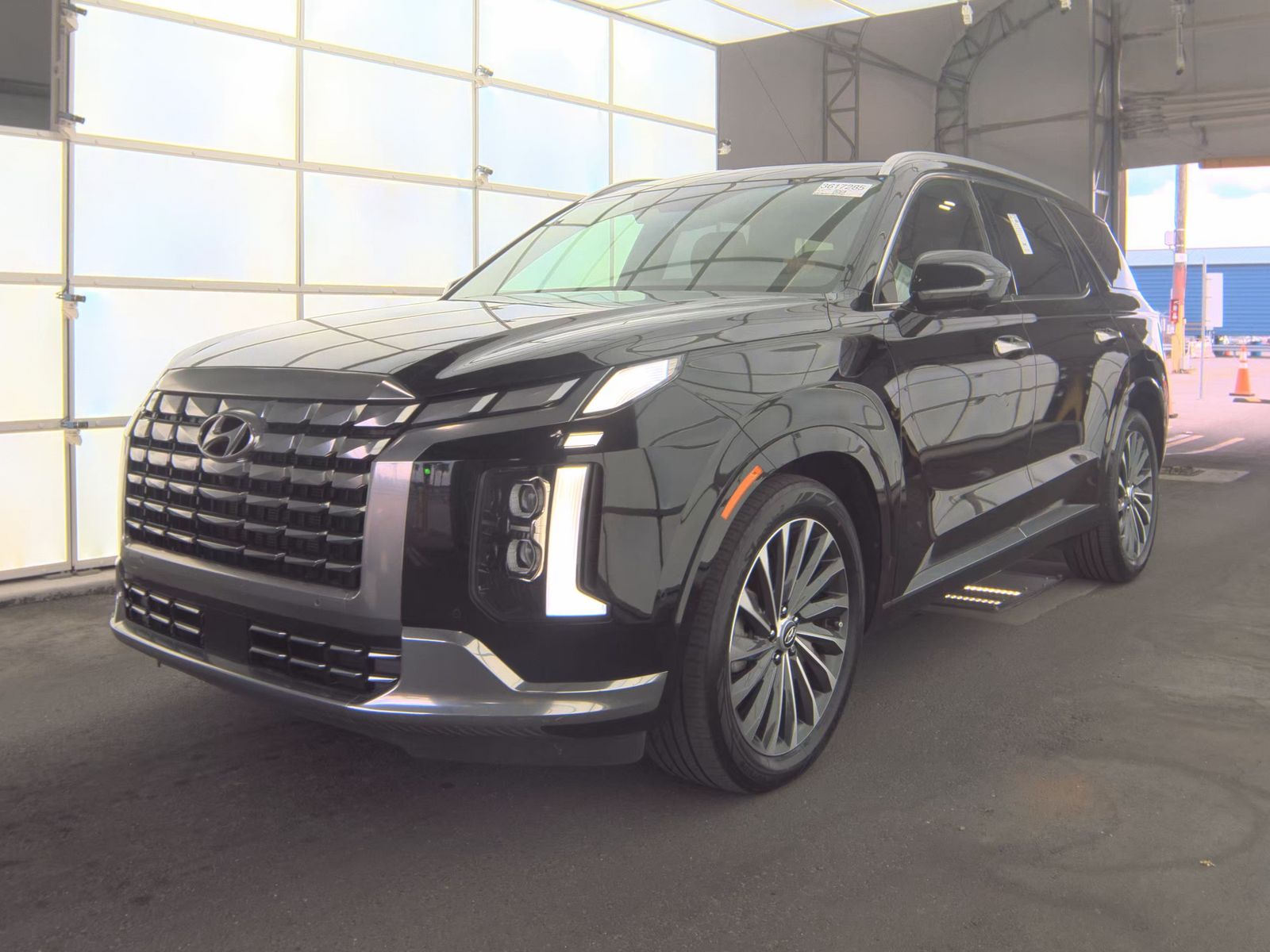 HYUNDAI CALLIGRAPH - 1