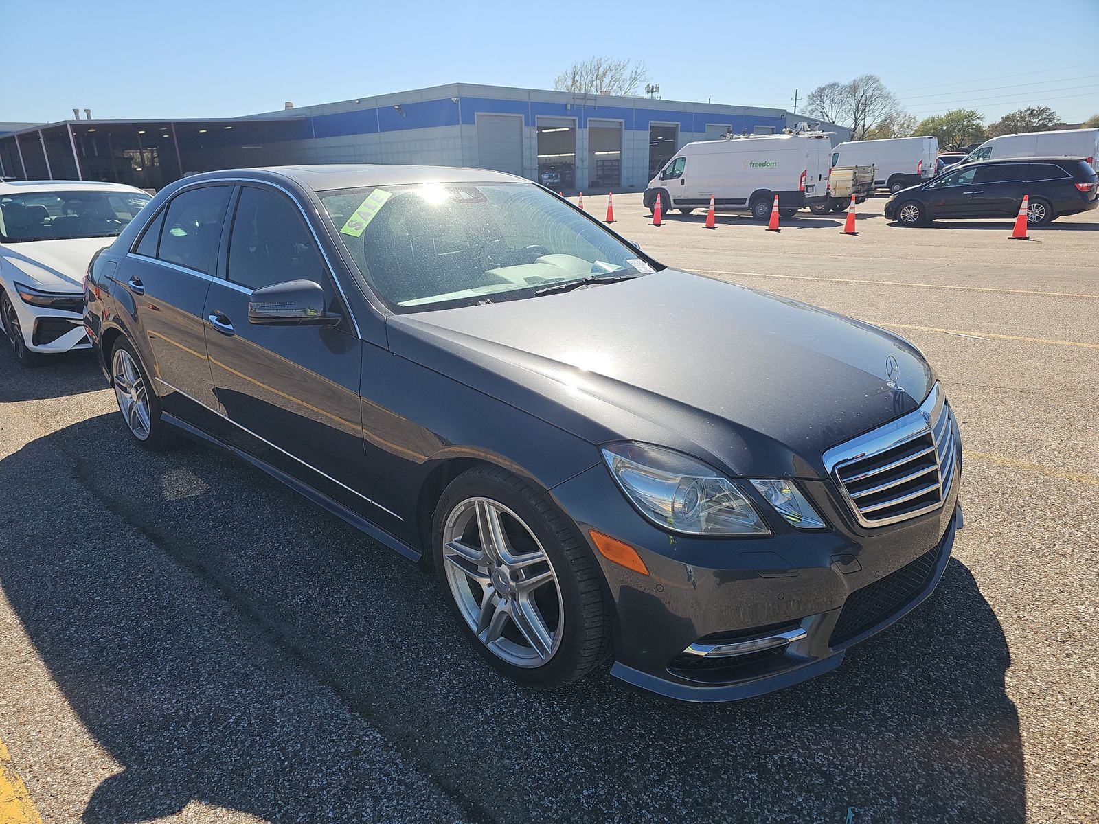 MERCEDES-BENZ E-CLASS - 4