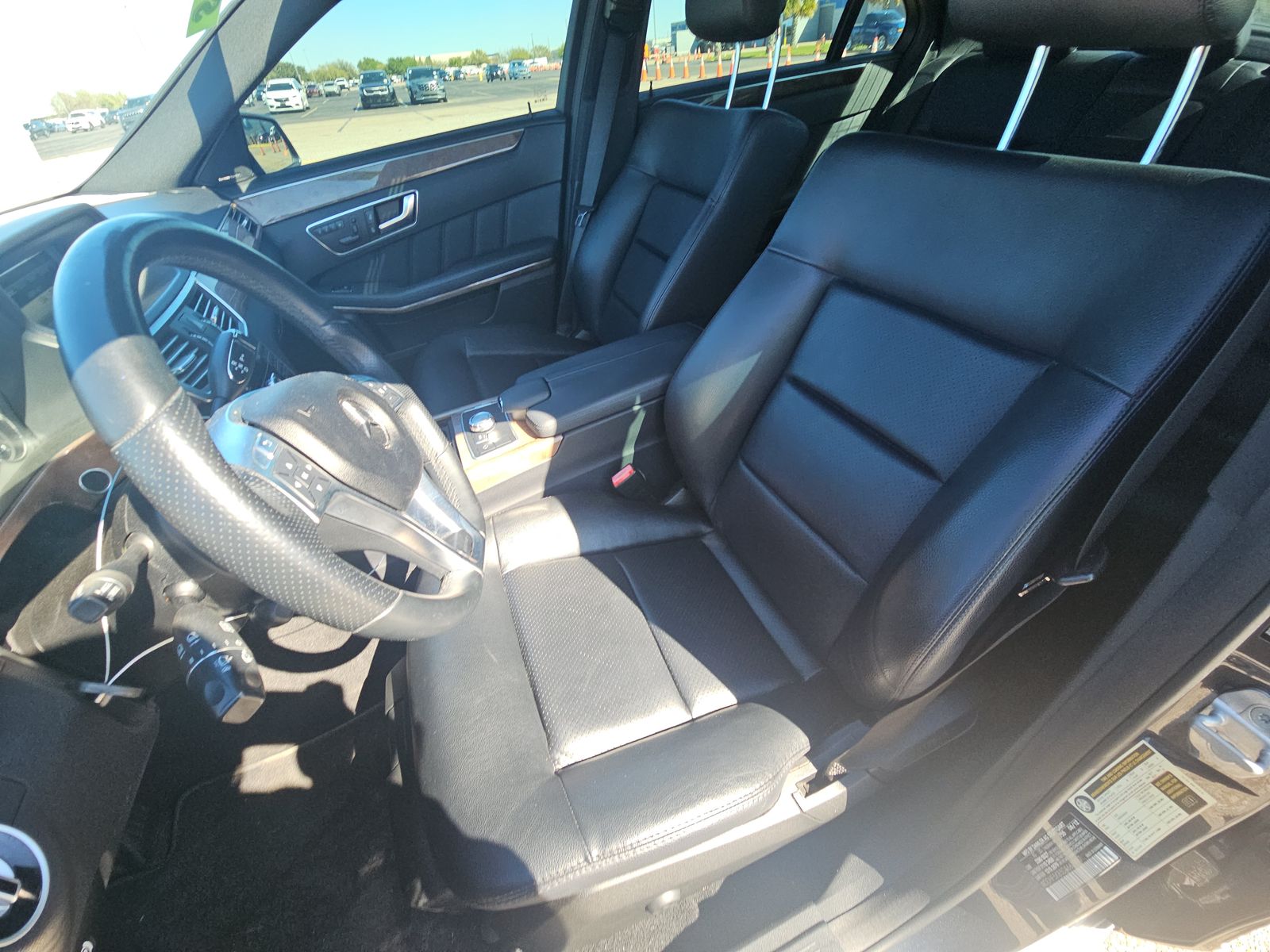 MERCEDES-BENZ E-CLASS - 8