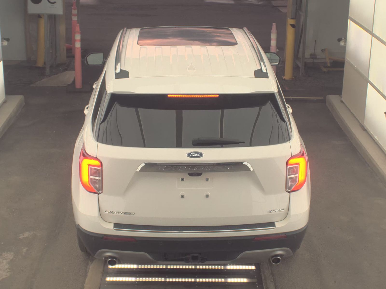 FORD EXPLORER - 7