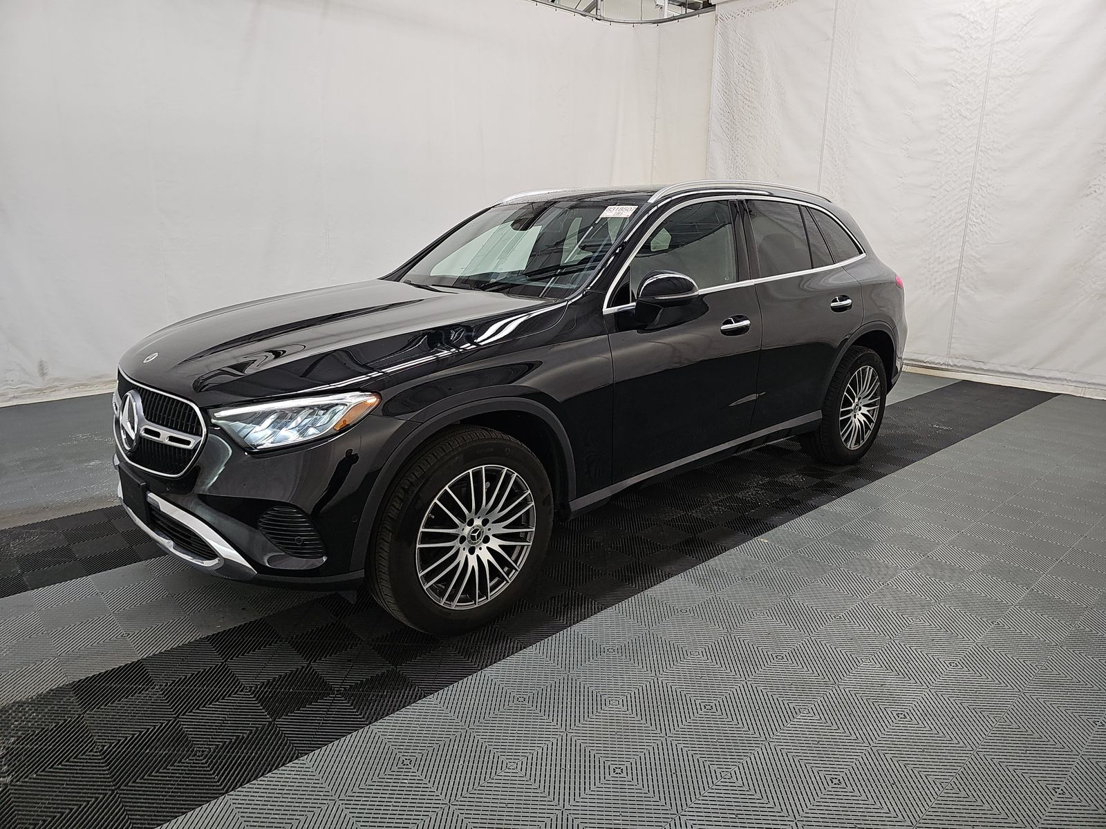 MERCEDES-BENZ GLC-CLASS - 1