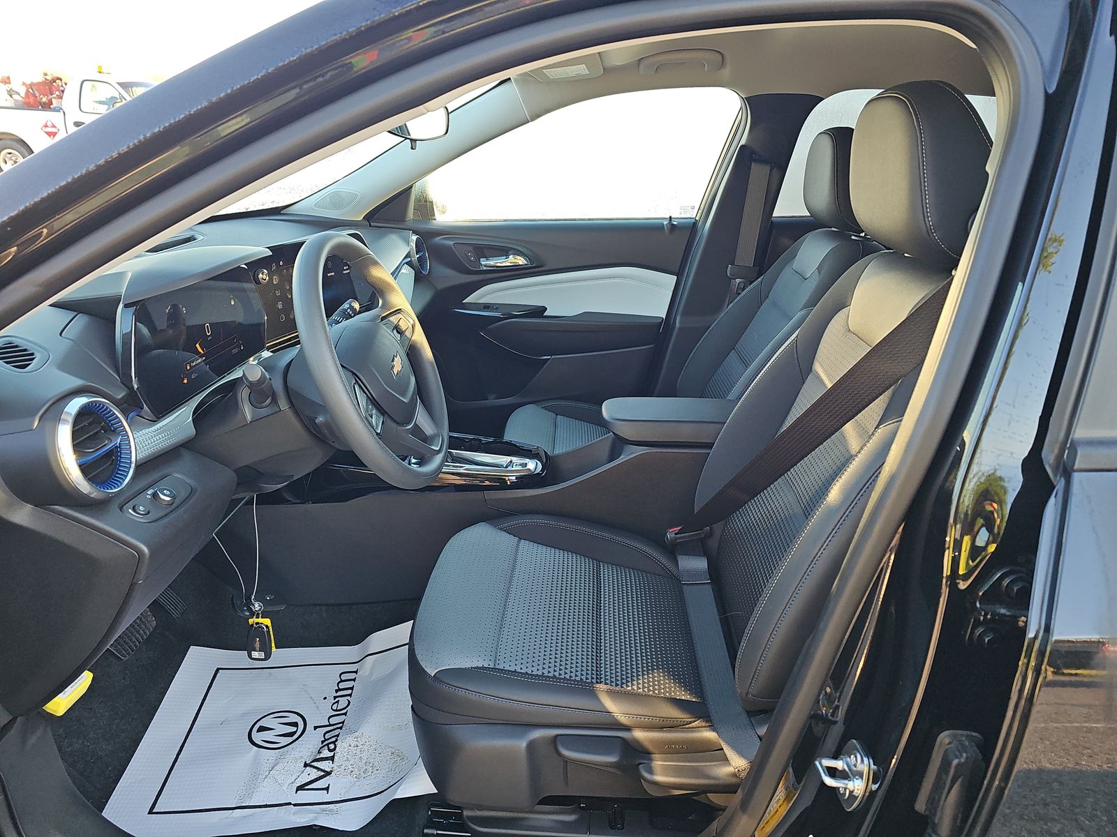 CHEVROLET TRAX - 8