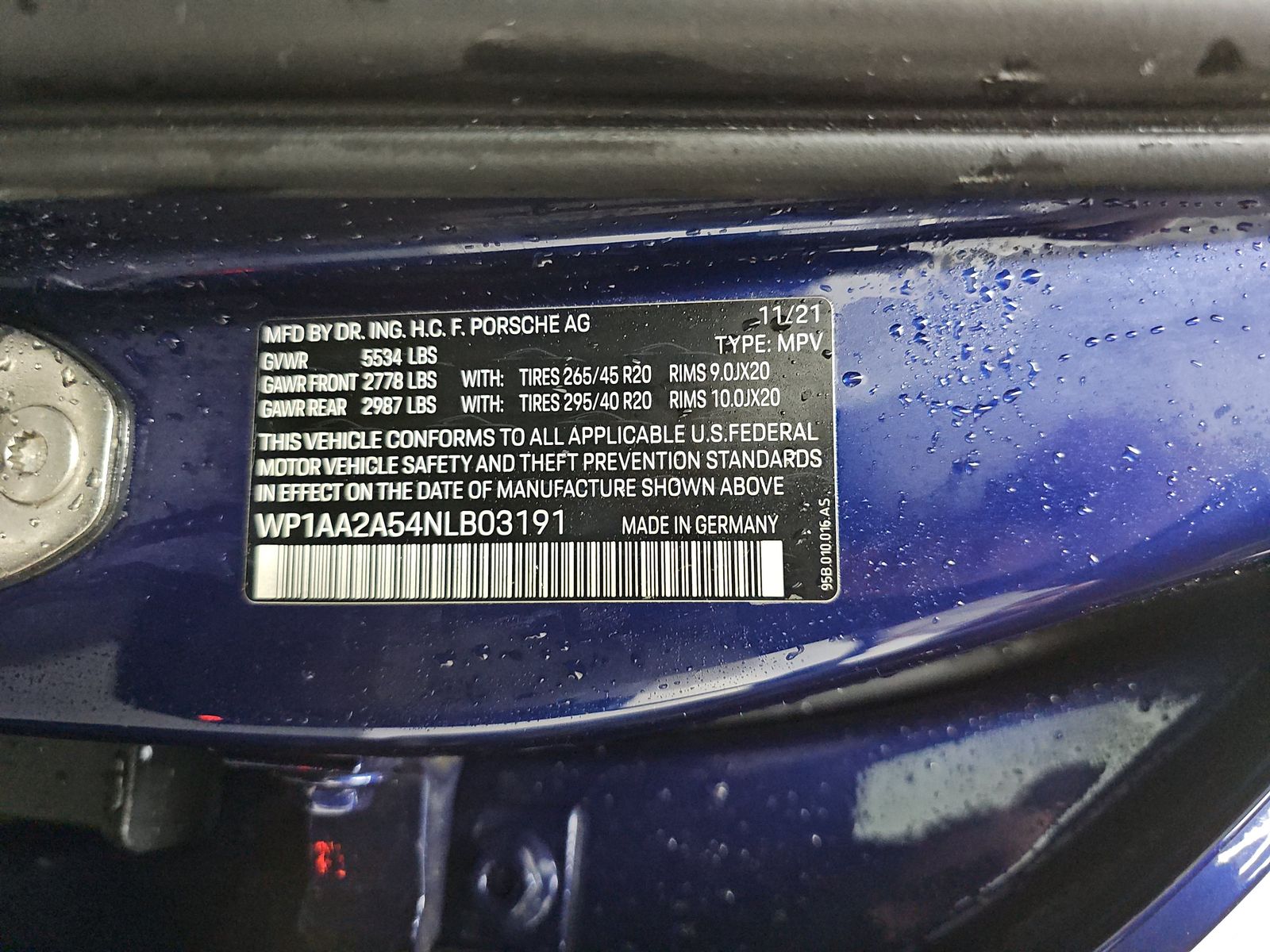 2022 Porsche Macan Base AWD