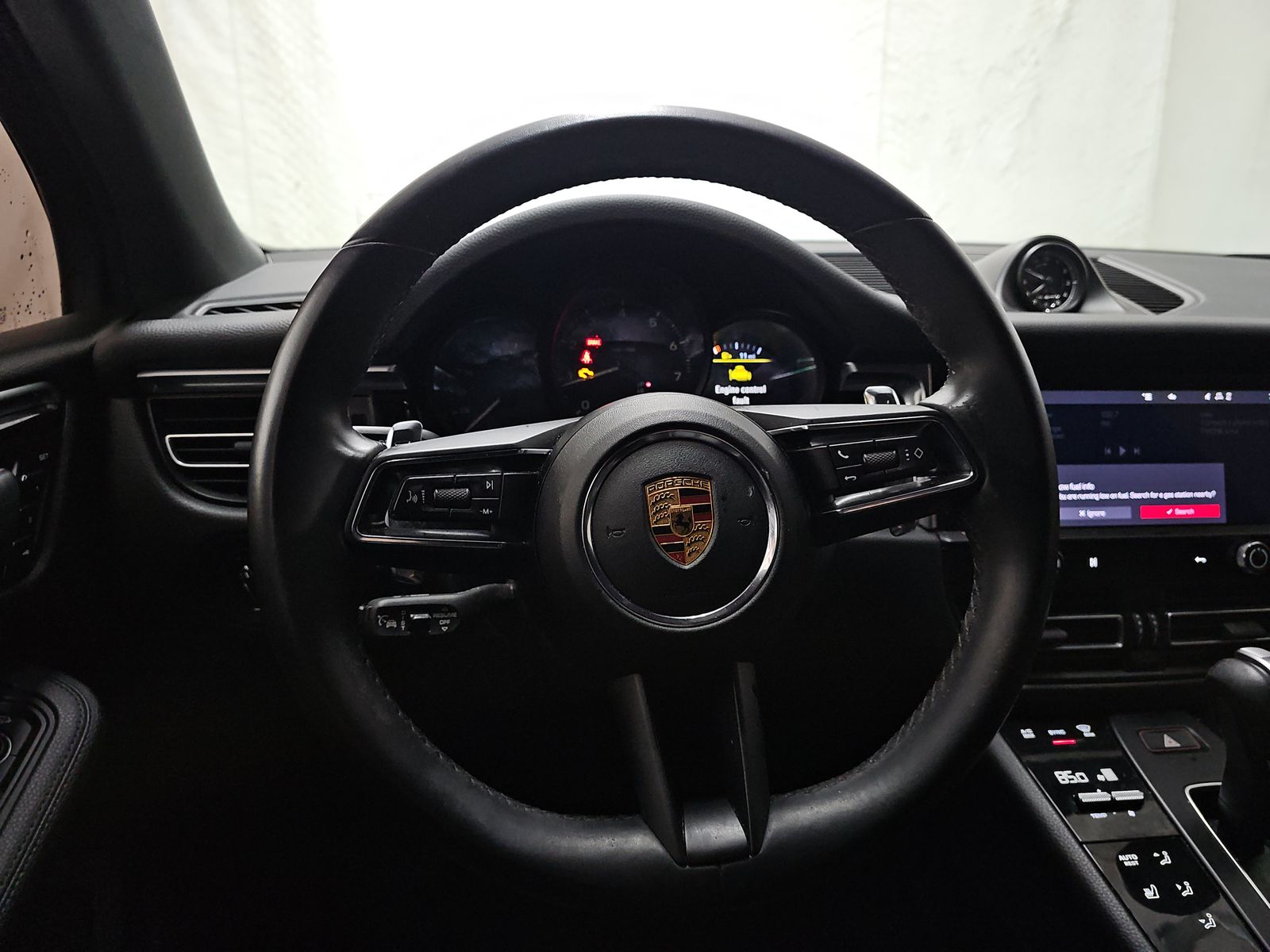 2022 Porsche Macan Base AWD