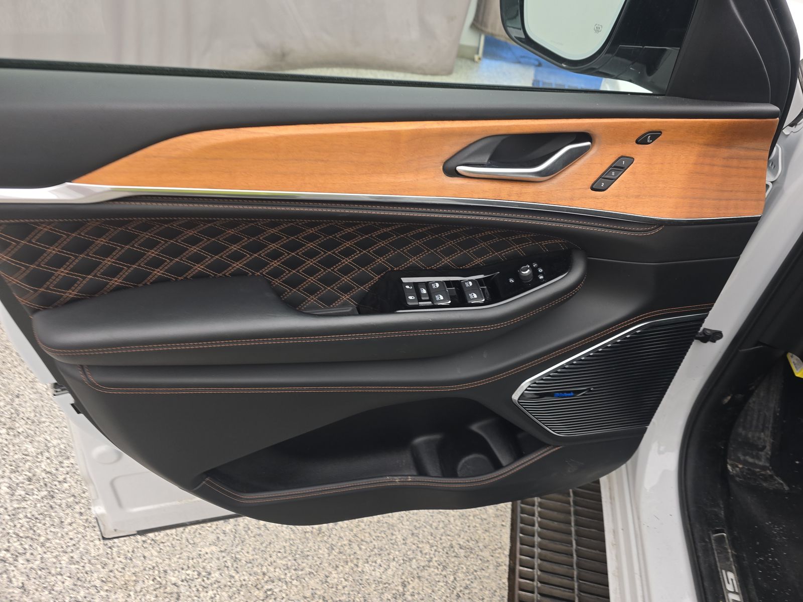 JEEP SUMMIT RES - 10