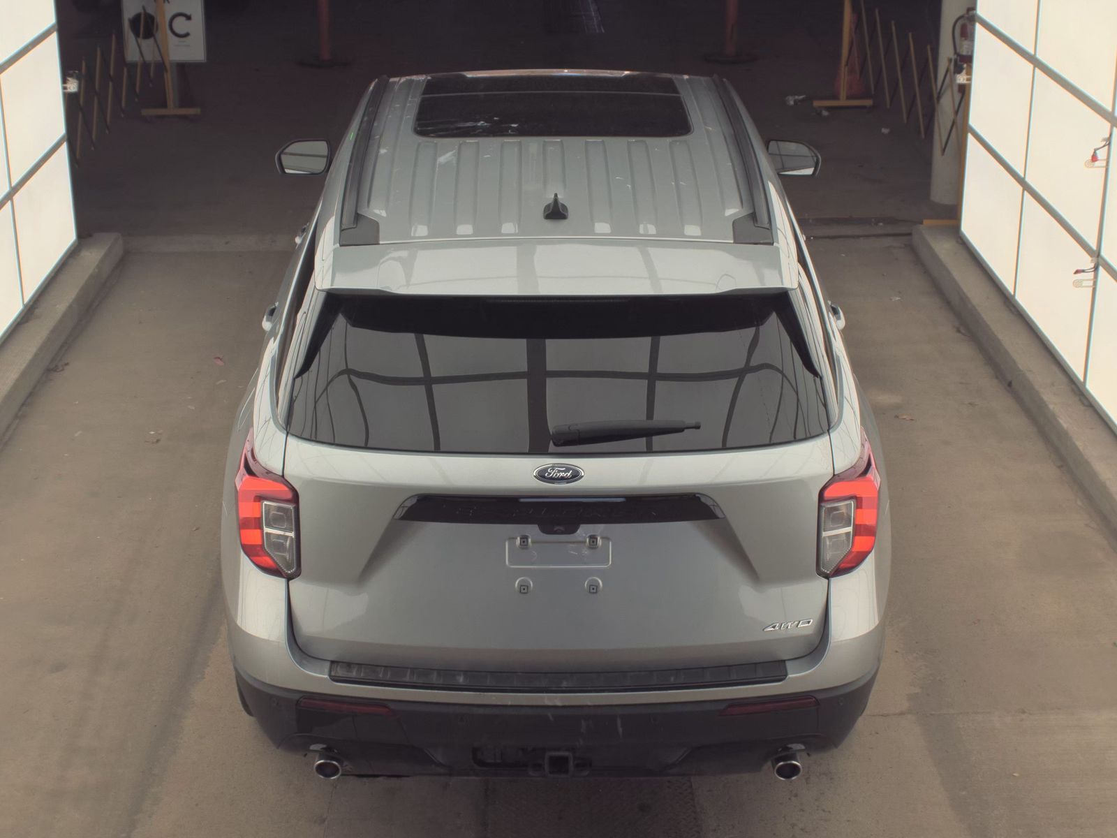 FORD EXPLORER - 7