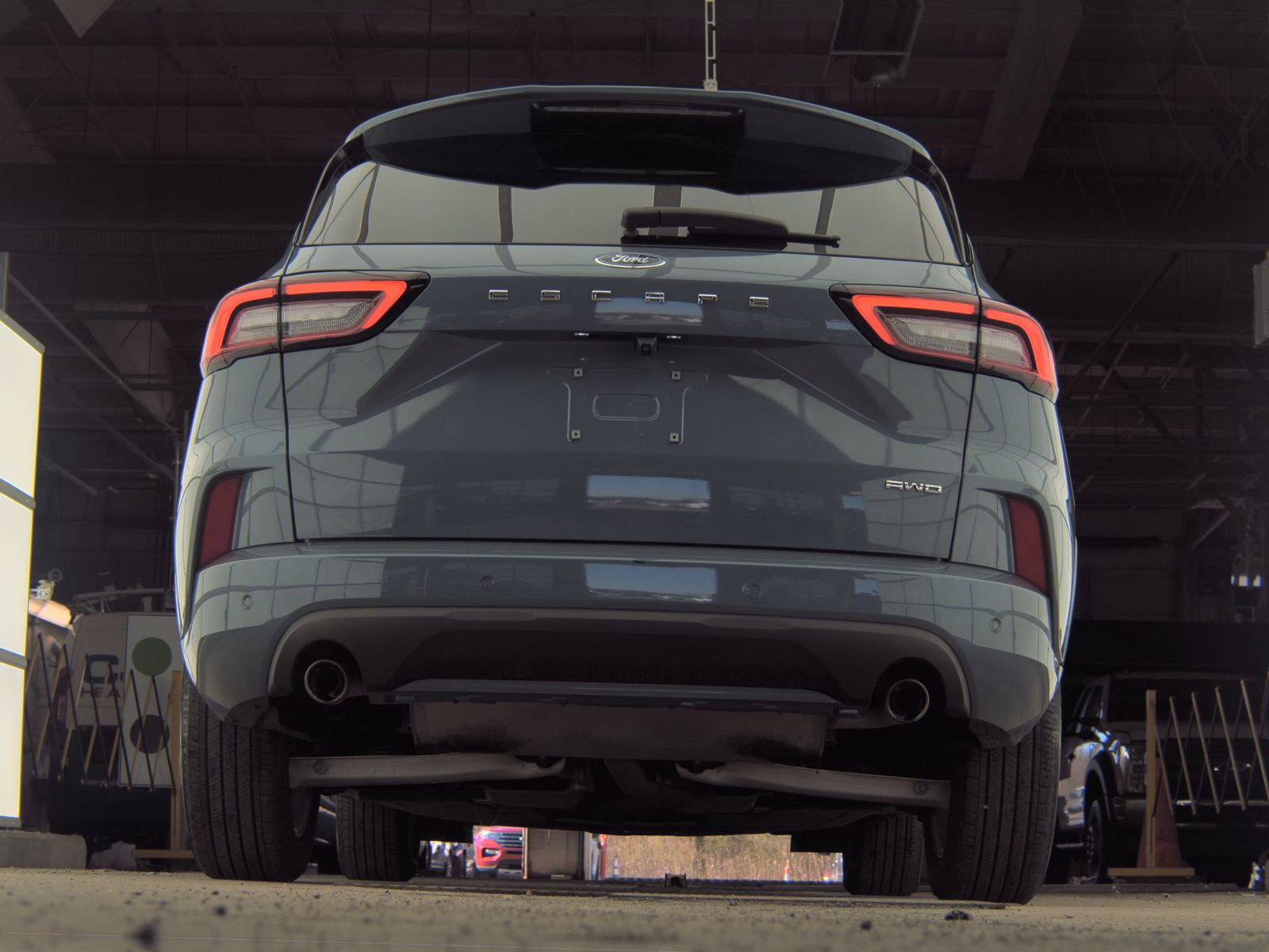 FORD ESCAPE - 8
