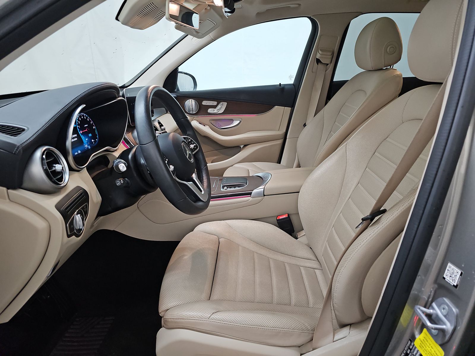 MERCEDES-BENZ GLC - 8