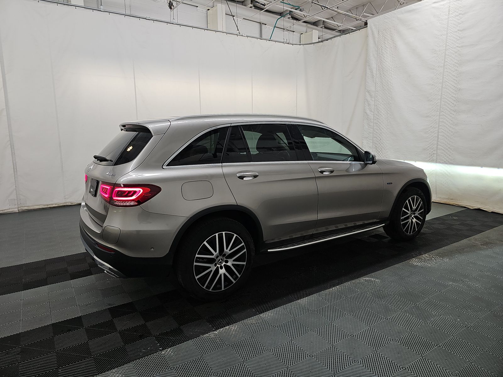 MERCEDES-BENZ GLC - 5