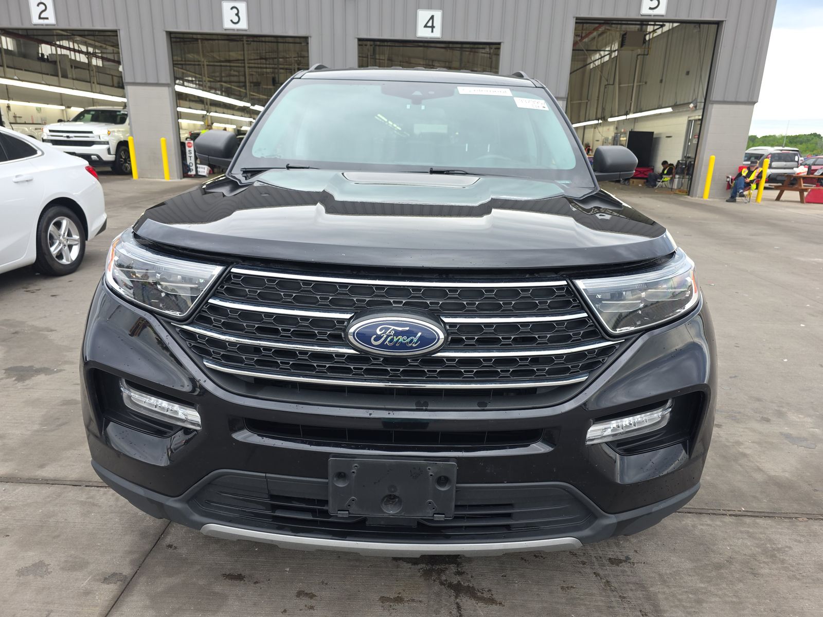 FORD EXPLORER - 3