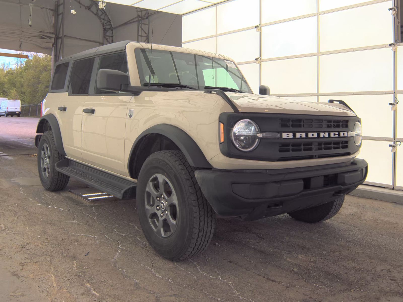 FORD BRONCO - 5