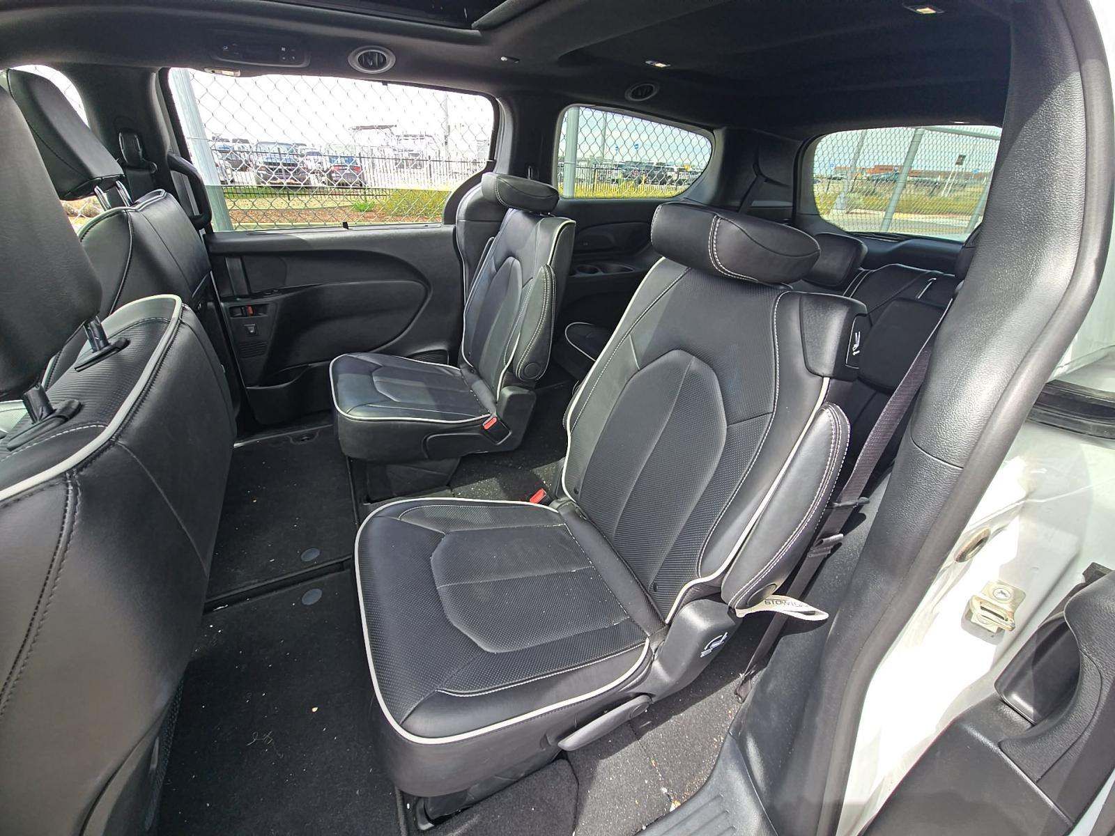 2026 Chrysler Pacifica Limited FWD