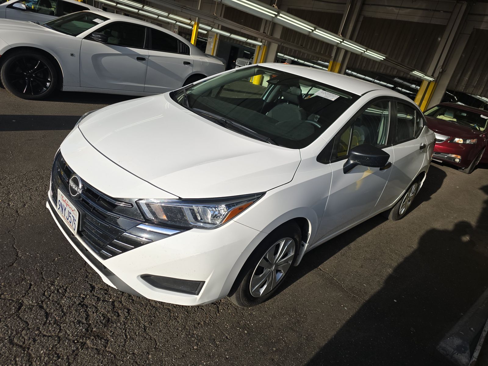 NISSAN VERSA - 1