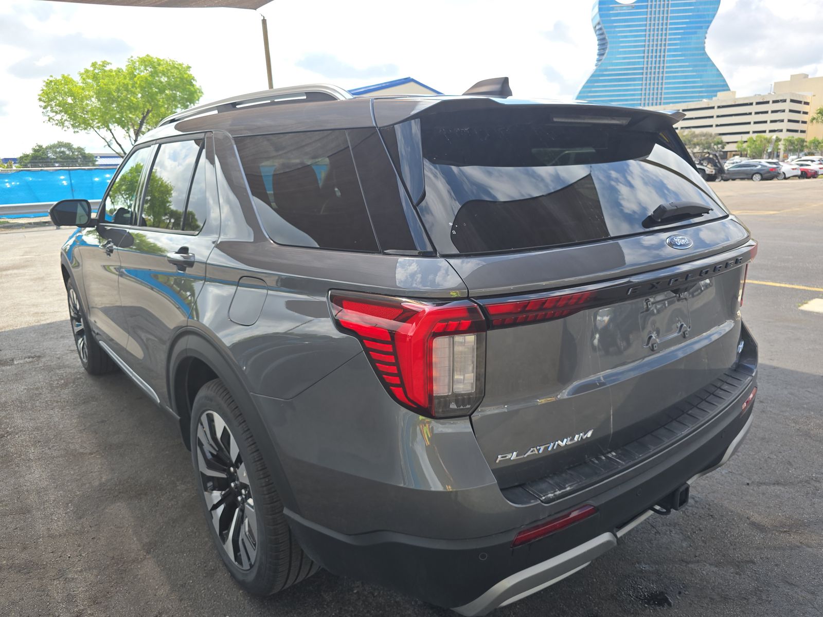 FORD EXPLORER - 7