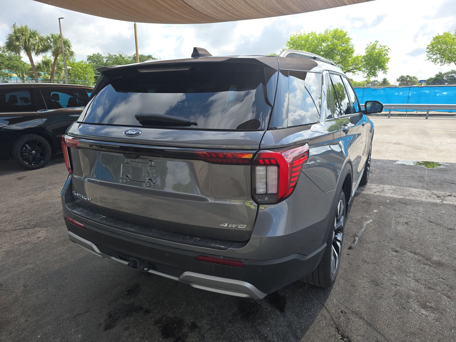 FORD EXPLORER - 5