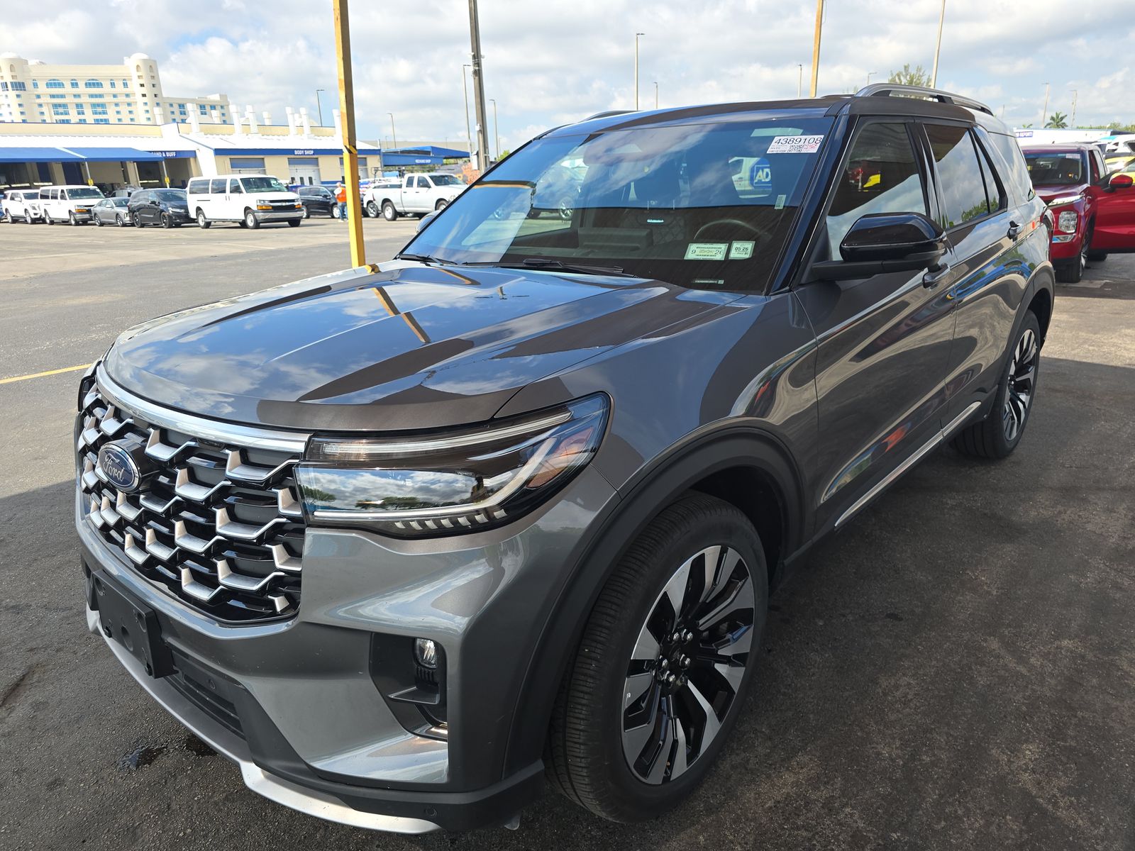 FORD EXPLORER - 1