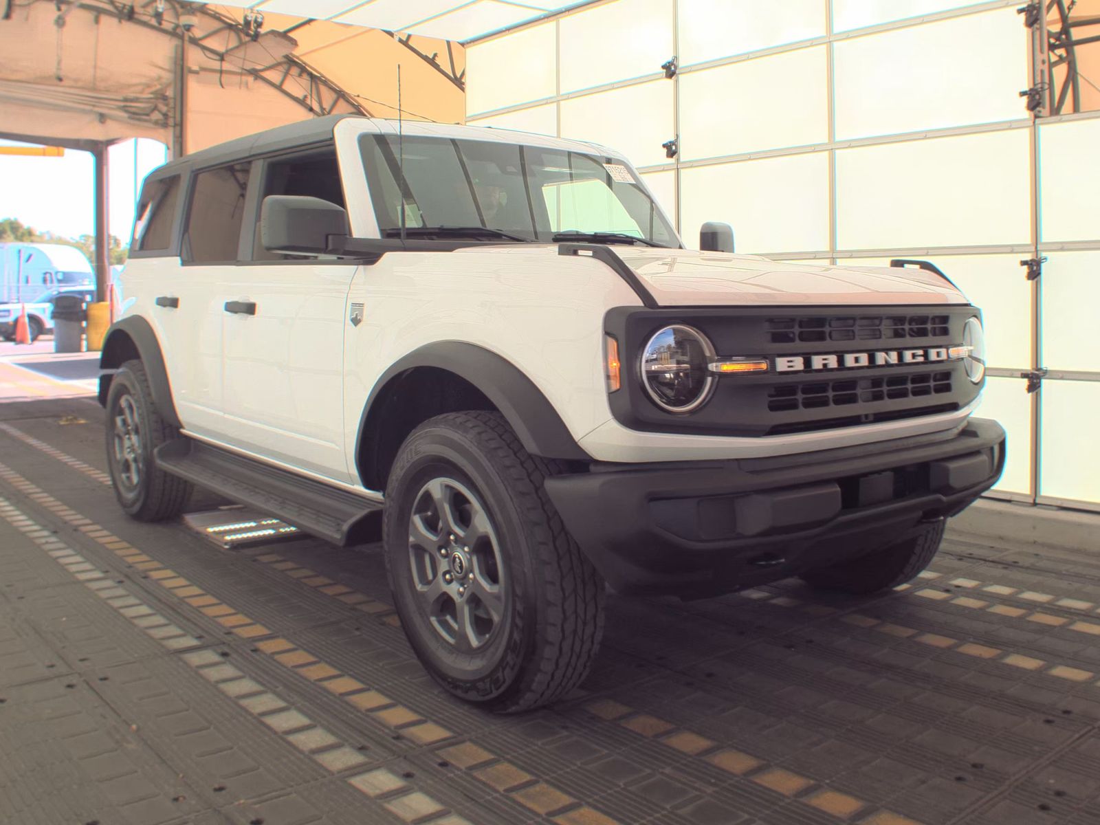 FORD BRONCO - 5
