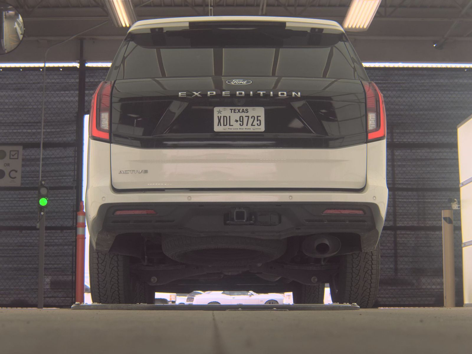 FORD EXPEDITION - 8