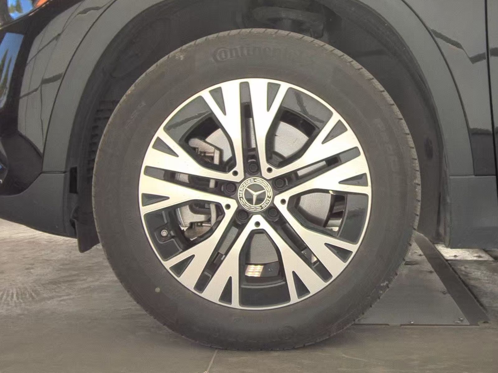 MERCEDES-BENZ GLA-CLASS - 10