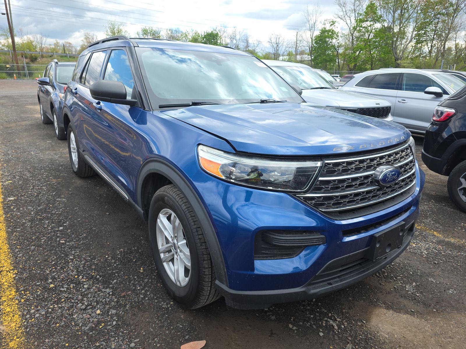 FORD EXPLORER - 4
