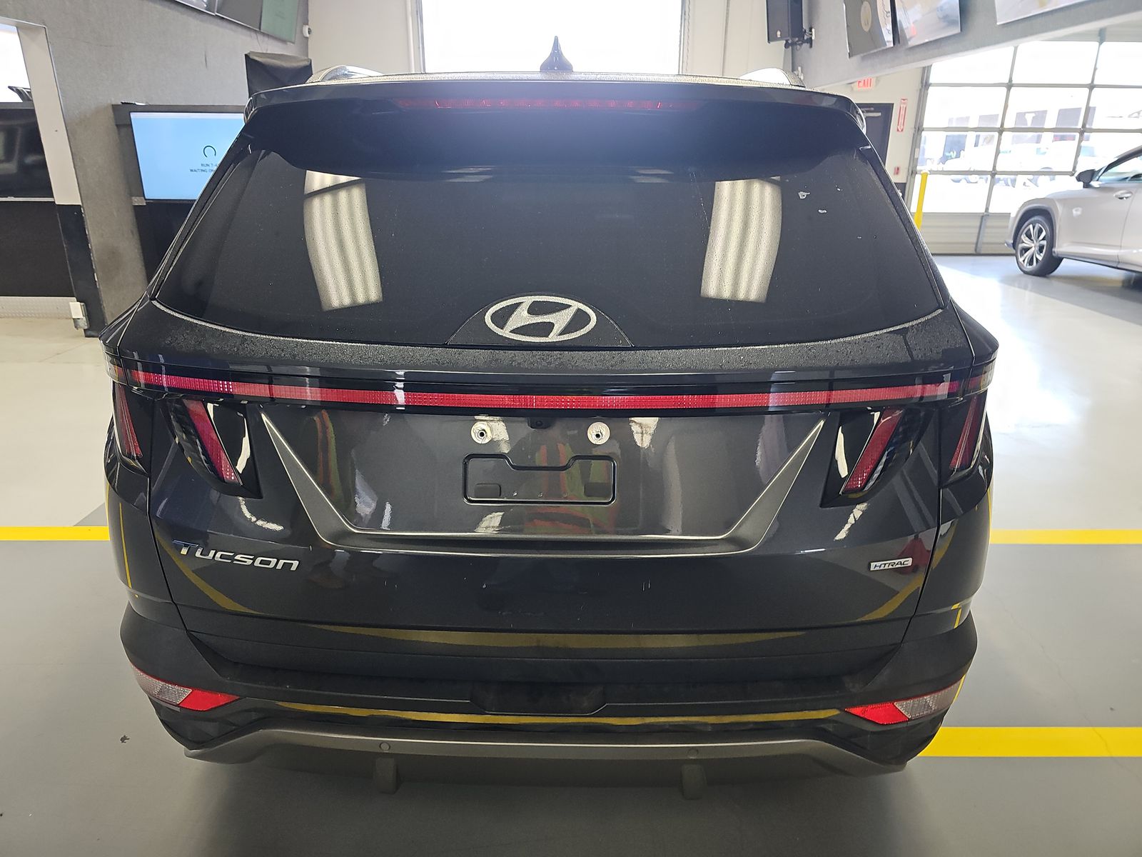 HYUNDAI LIMITED - 6
