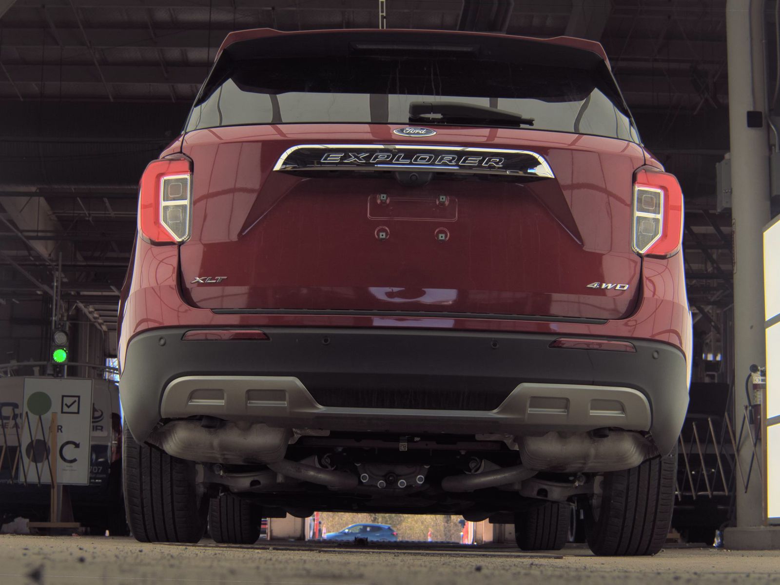 FORD EXPLORER - 8
