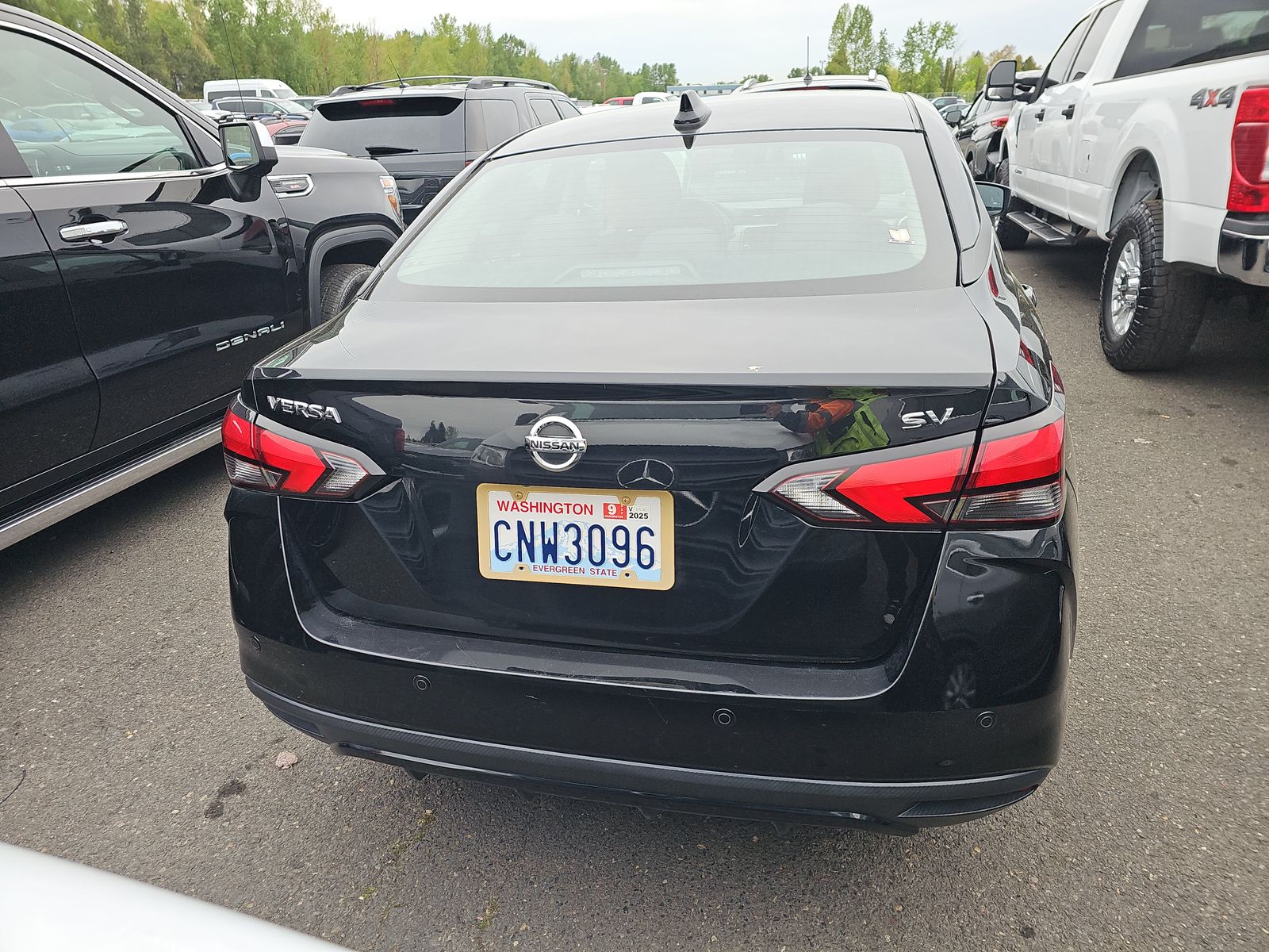 NISSAN VERSA - 6
