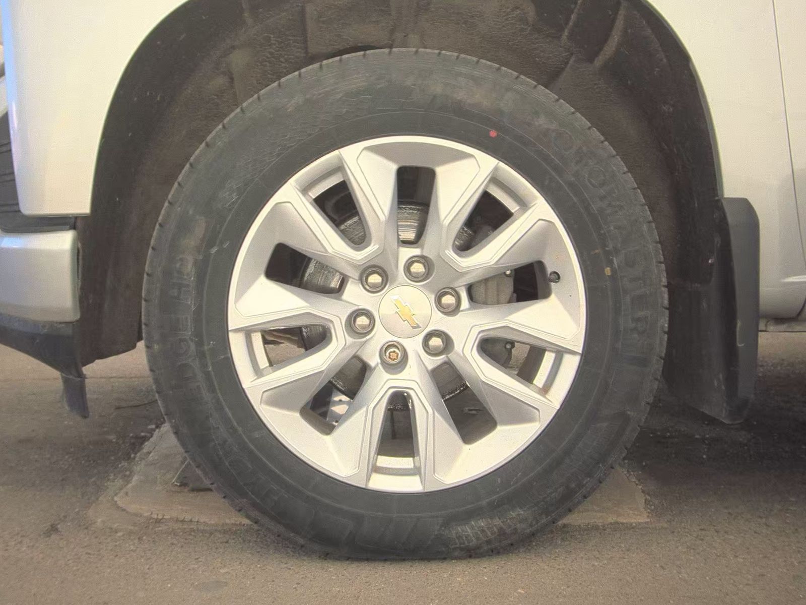 CHEVROLET CUSTOM - 10