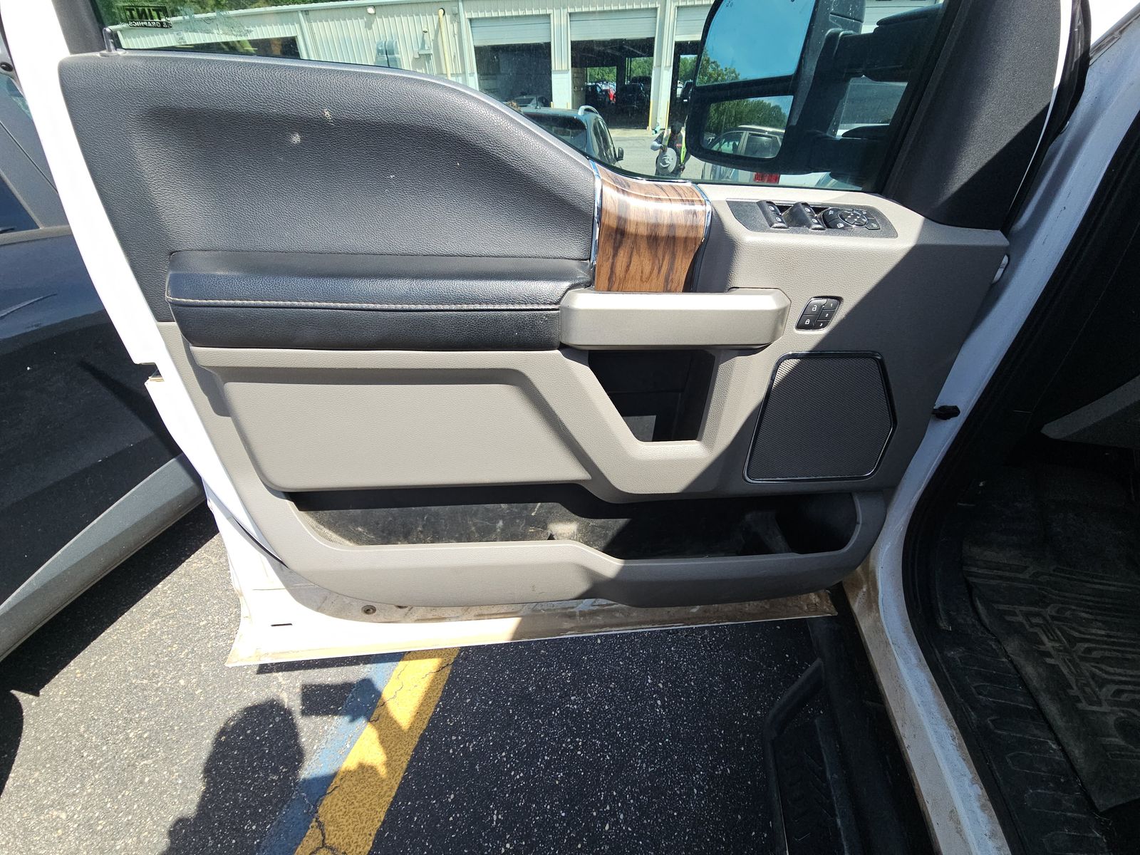 FORD F-150 - 10