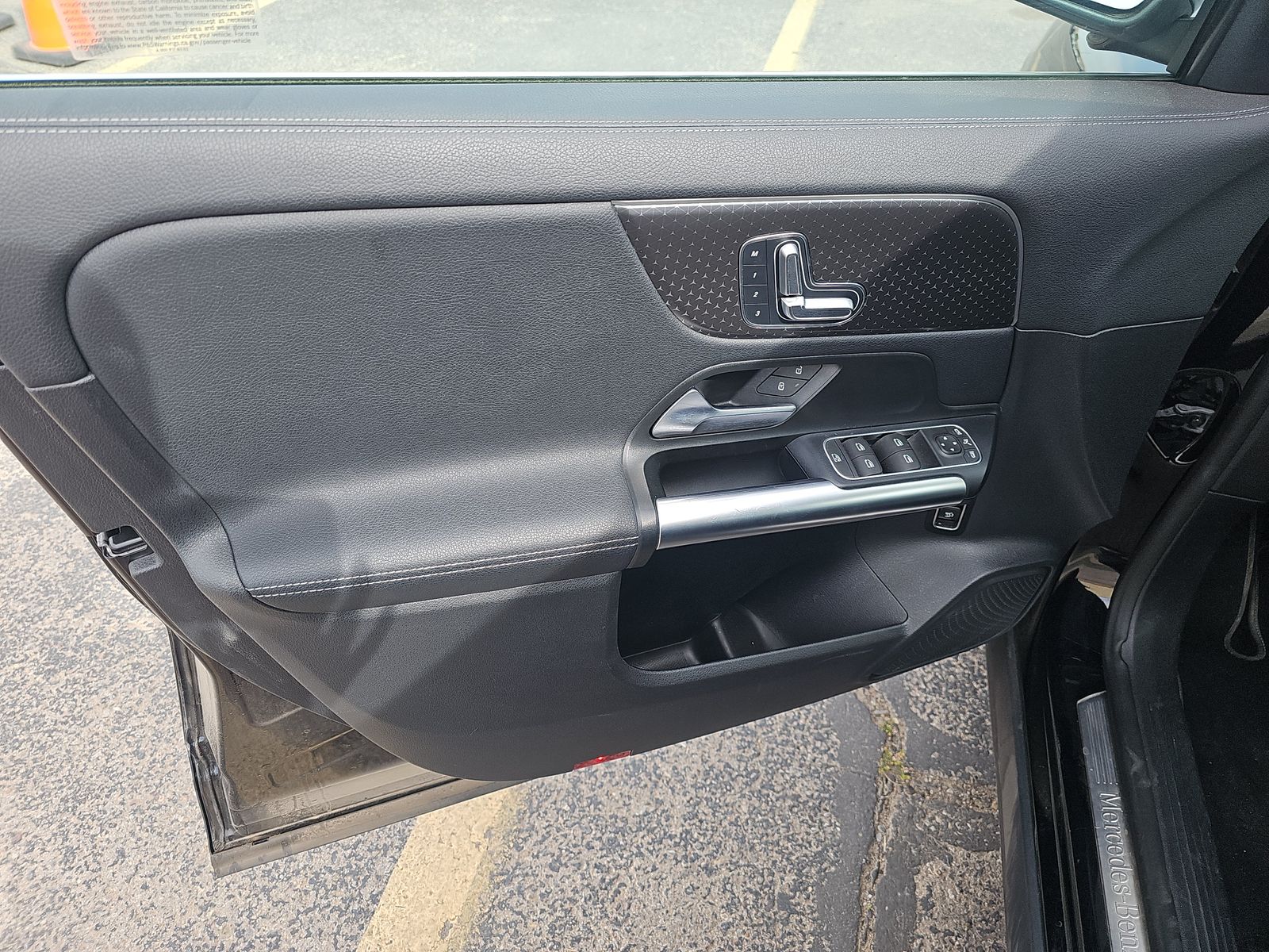 MERCEDES-BENZ GLA-CLASS - 10