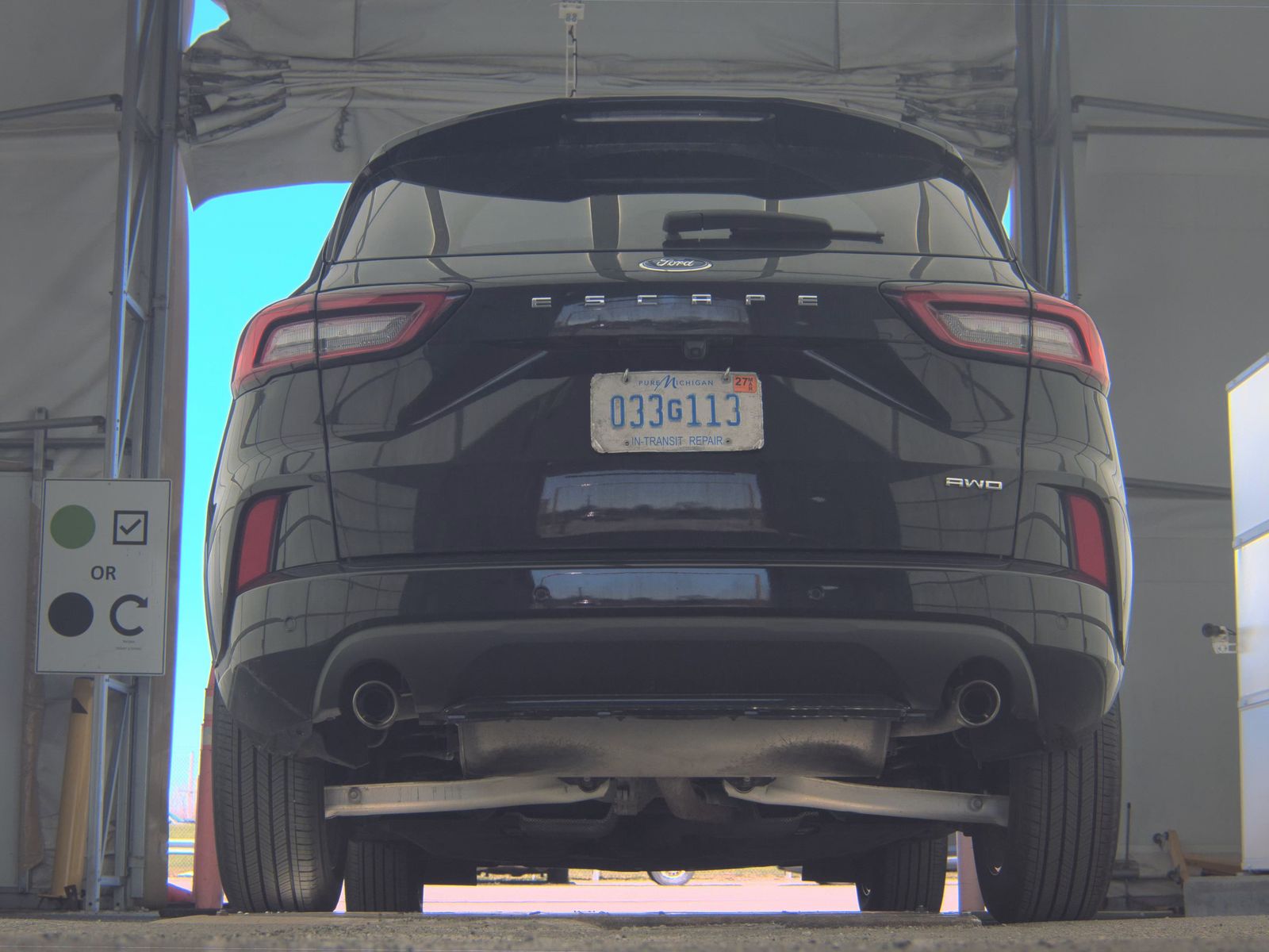 FORD ESCAPE - 8