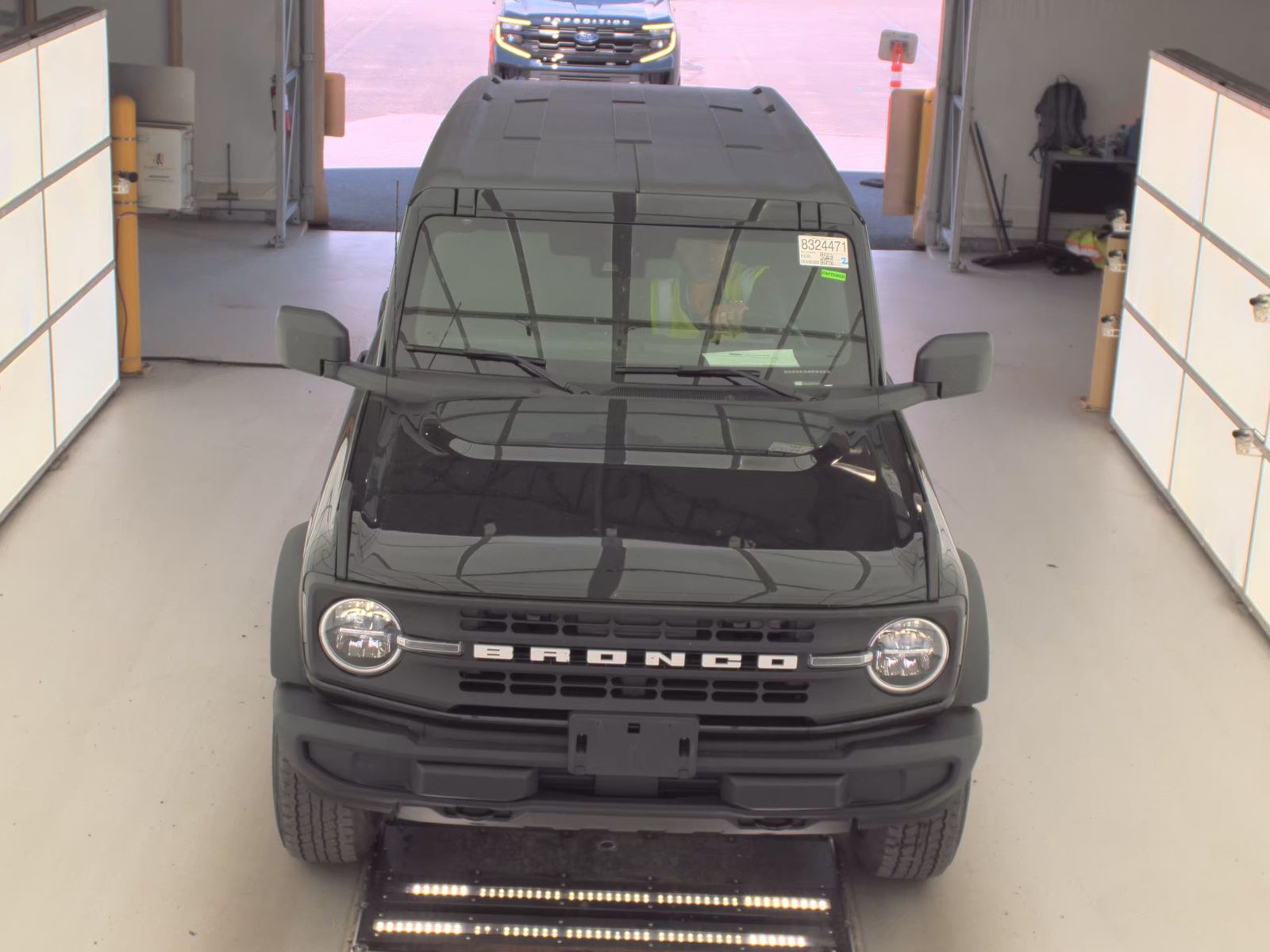 FORD BRONCO - 3