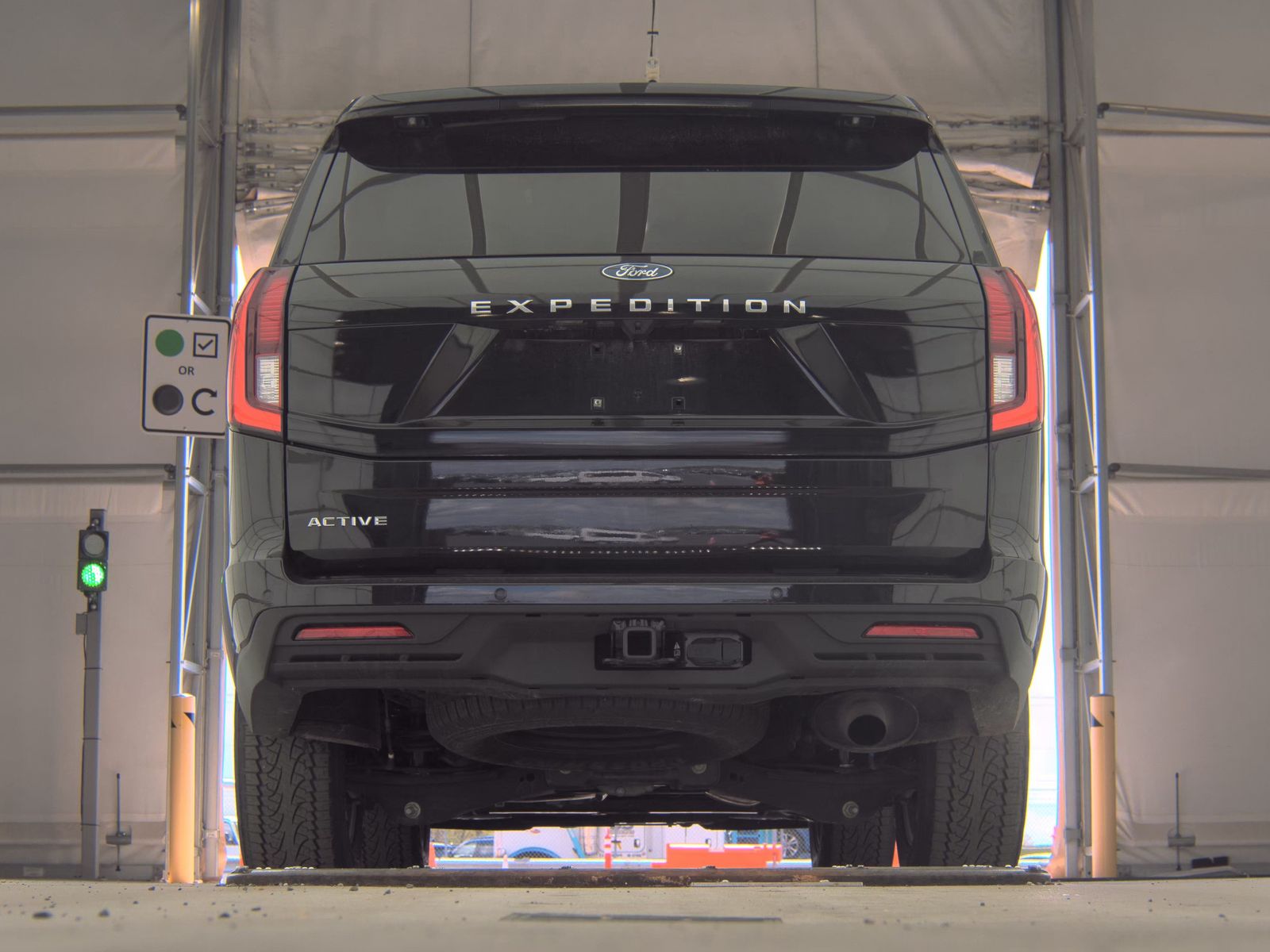 FORD EXPEDITION - 8
