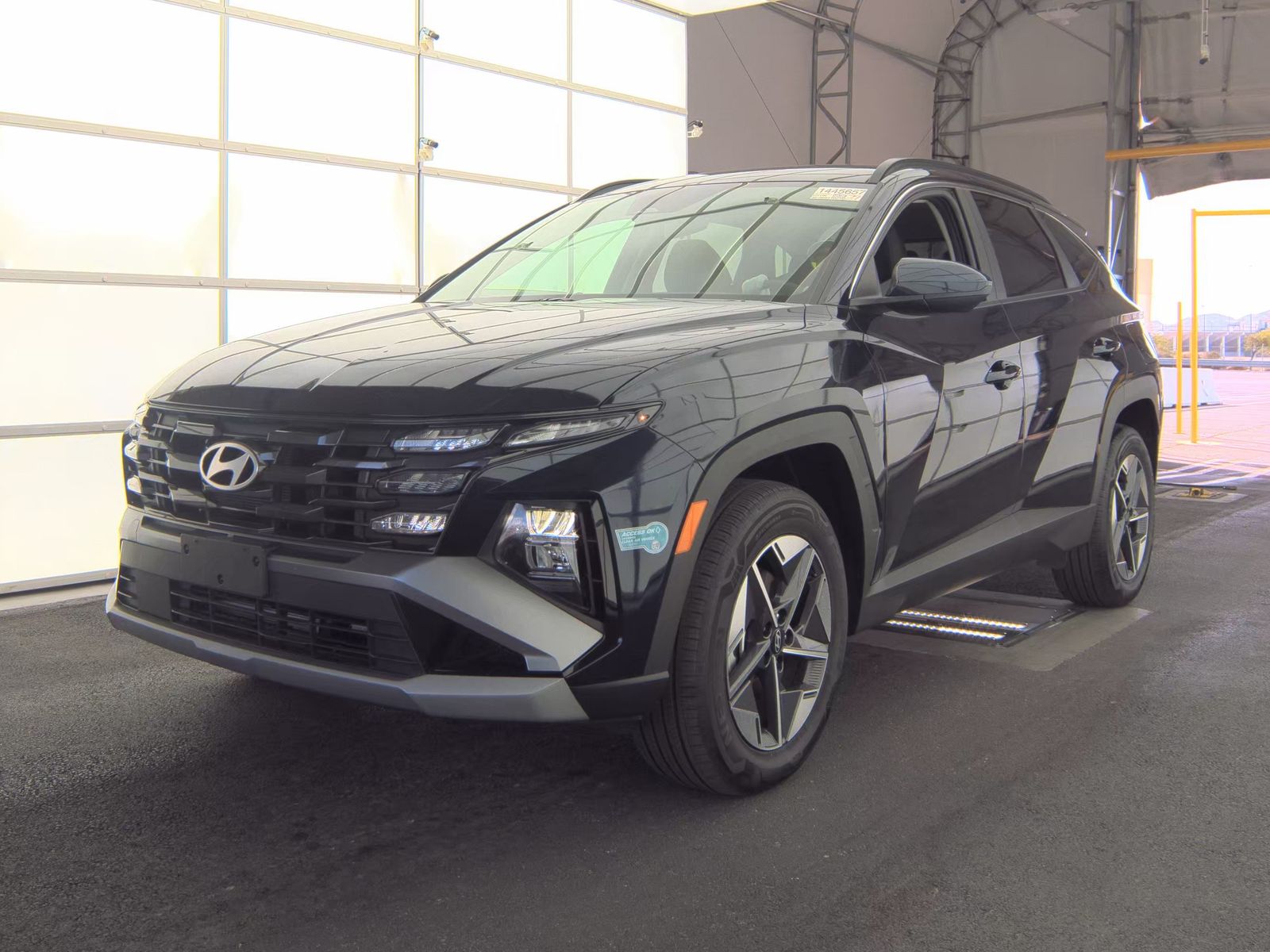 HYUNDAI TUCSON - 1