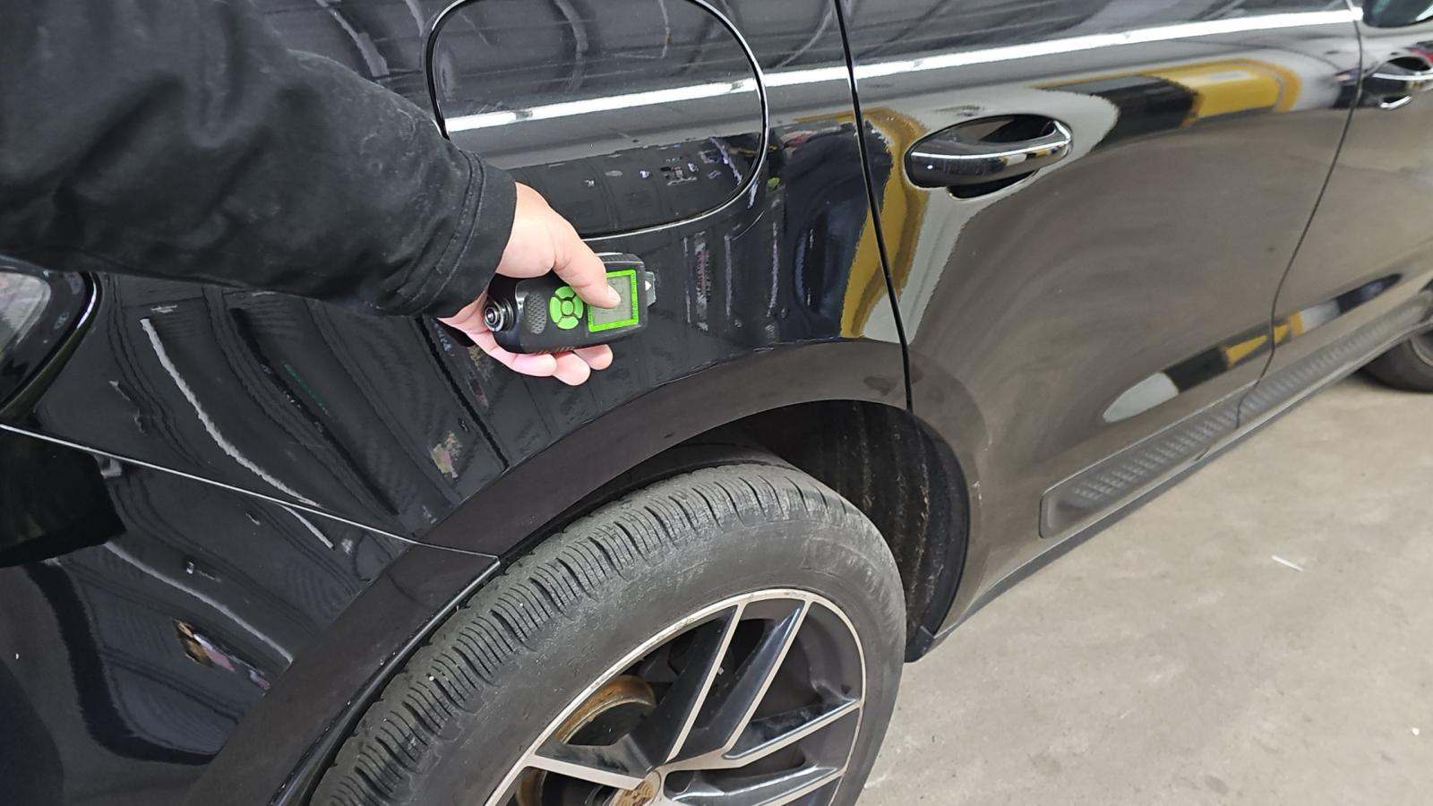 2023 Porsche Macan Base AWD